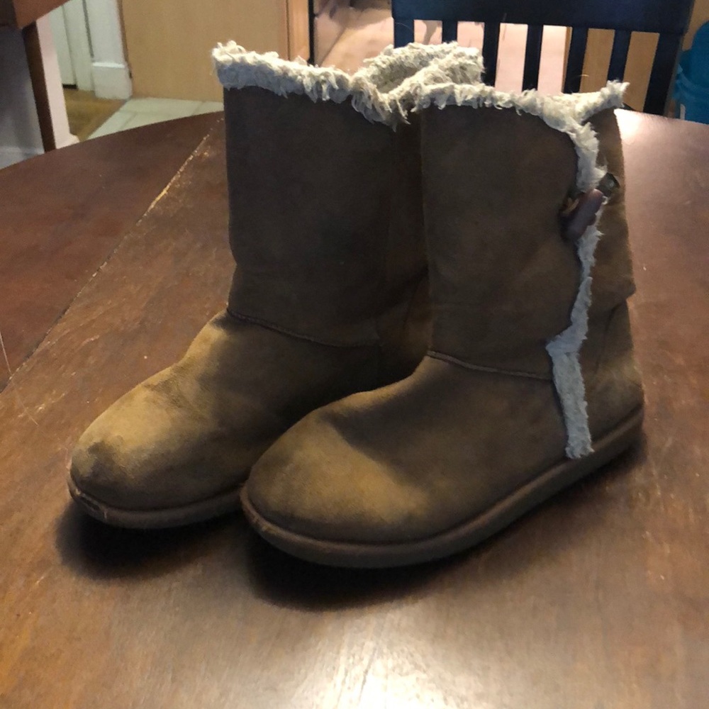 Low boots